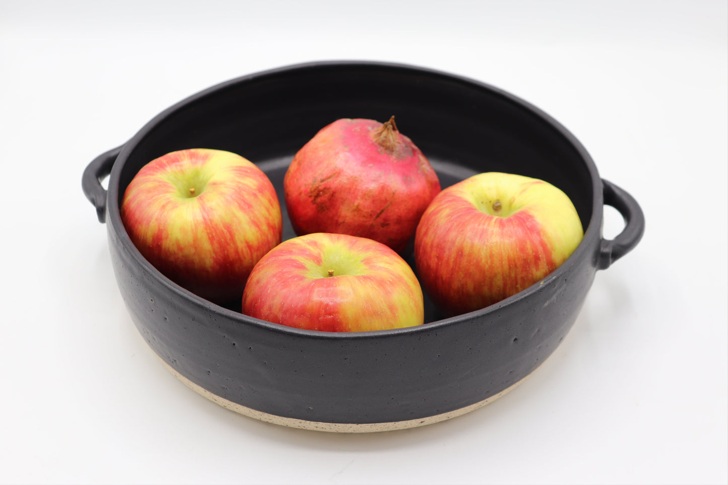 10.2" round pottery casserole