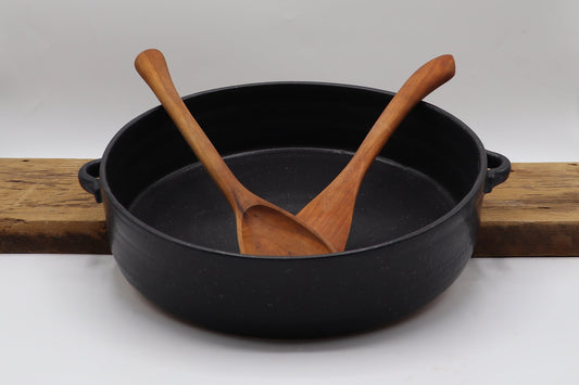 Rustic 9” ceramic casserole and salad bowl