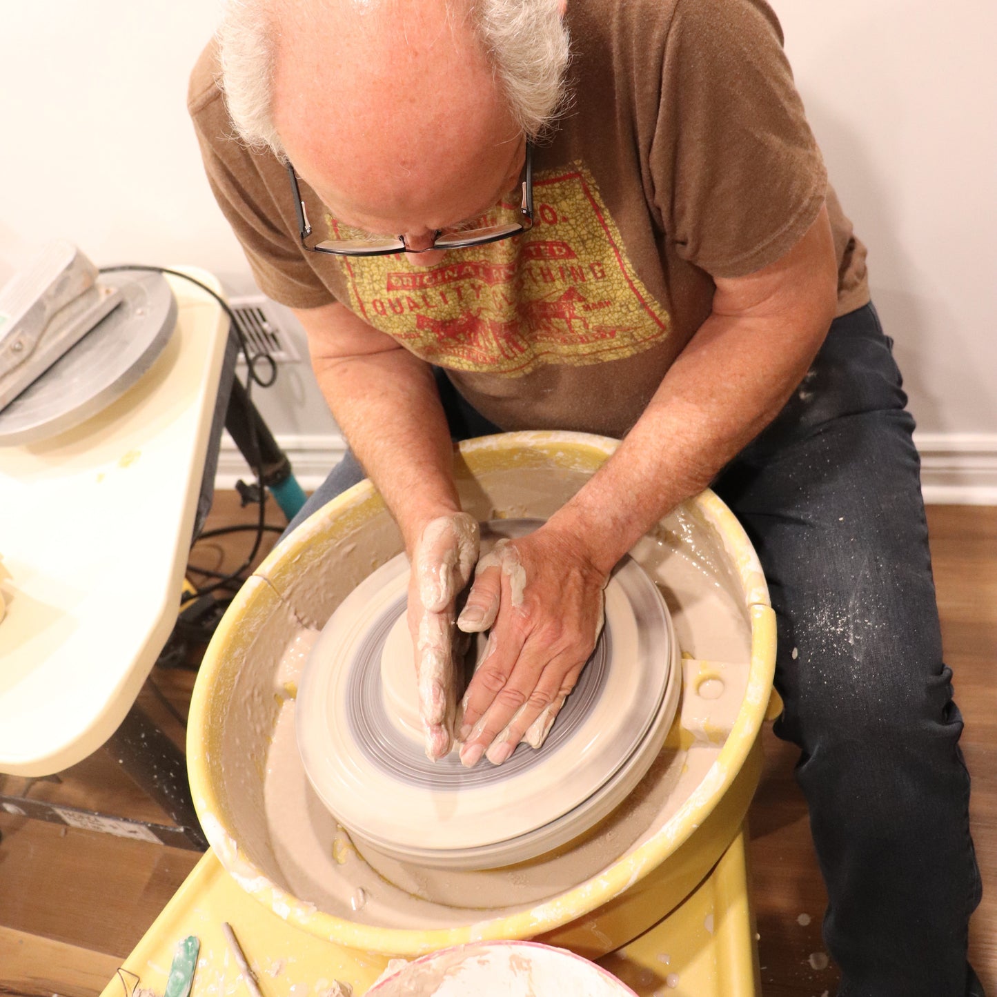 Fall 4-week Evening Pottery Wheel Throwing and Handbuilding (October-November)