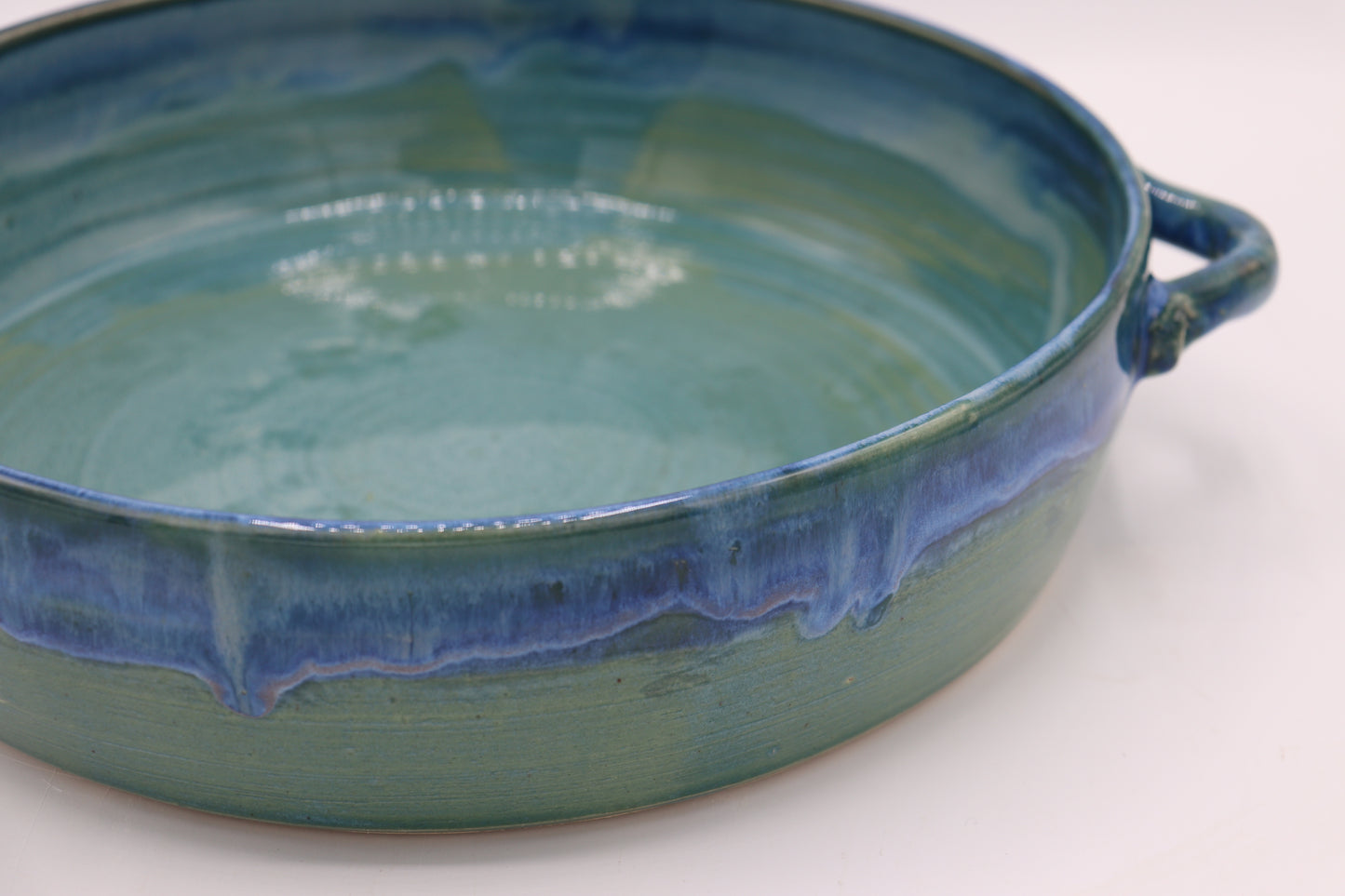 10" round pottery casserole