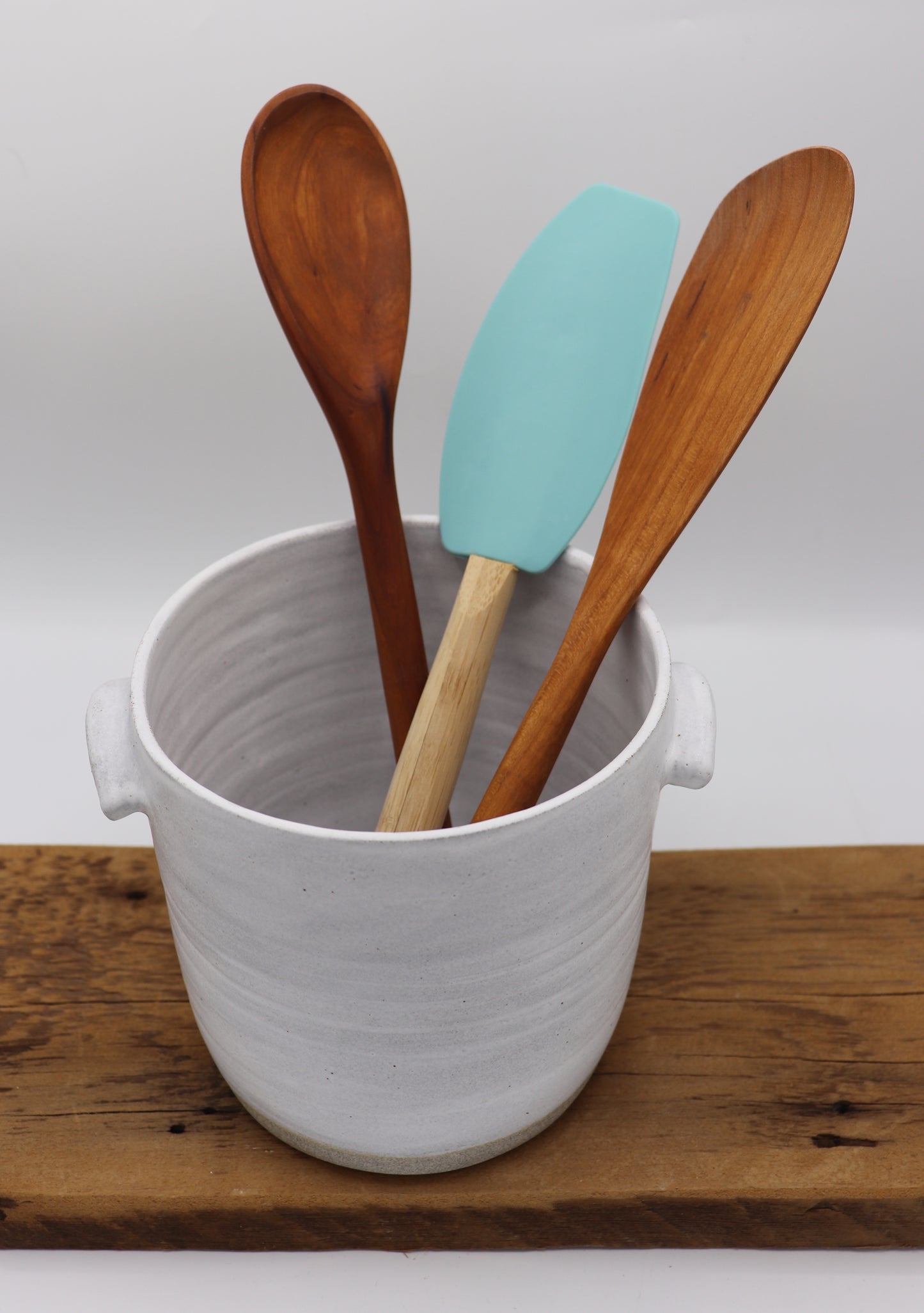 Utensil holder- grey stoneware - Color of your choice