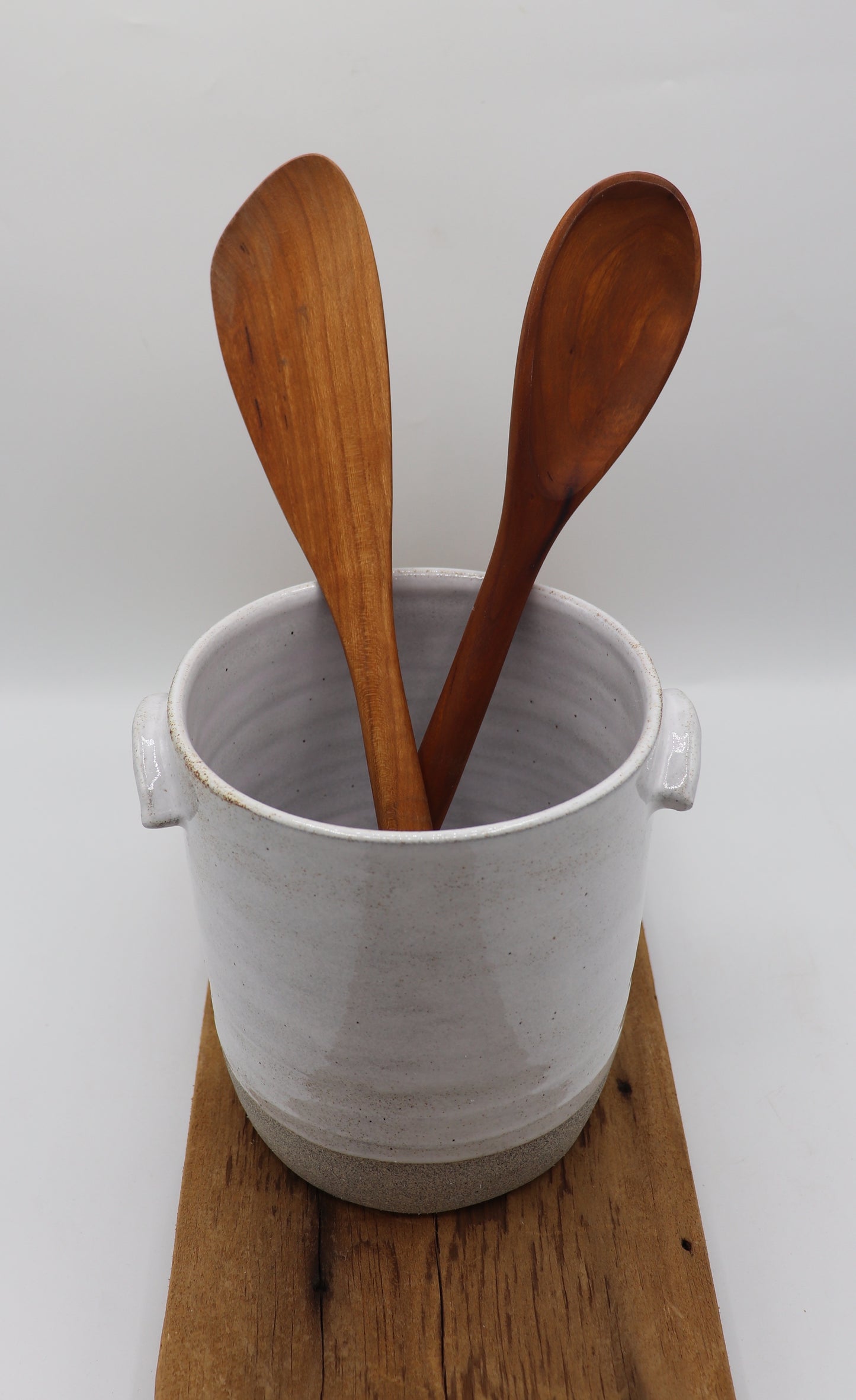 Utensil holder- grey stoneware - Color of your choice