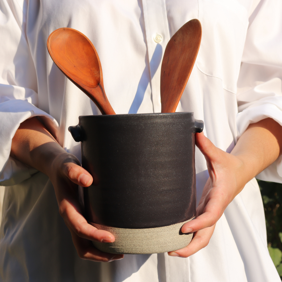 Utensil holder- grey stoneware - Color of your choice