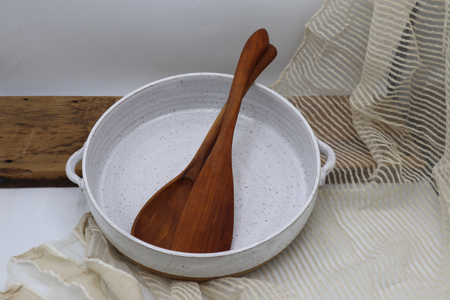 Rustic 9” ceramic casserole and salad bowl