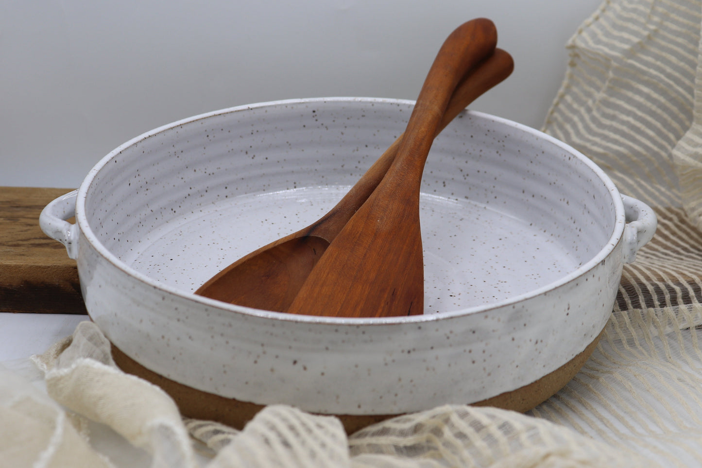 Rustic 9” ceramic casserole and salad bowl